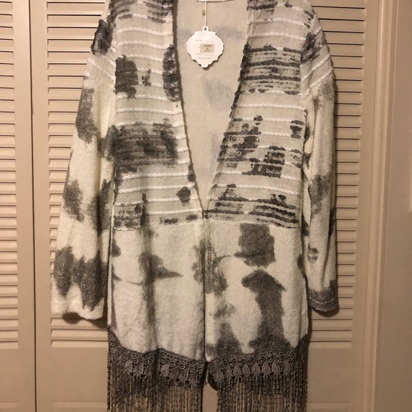 Simply Couture NWT Ladies Cardigan Sweater/Duster in Size Medium. Gray/White - Picture 5 of 15